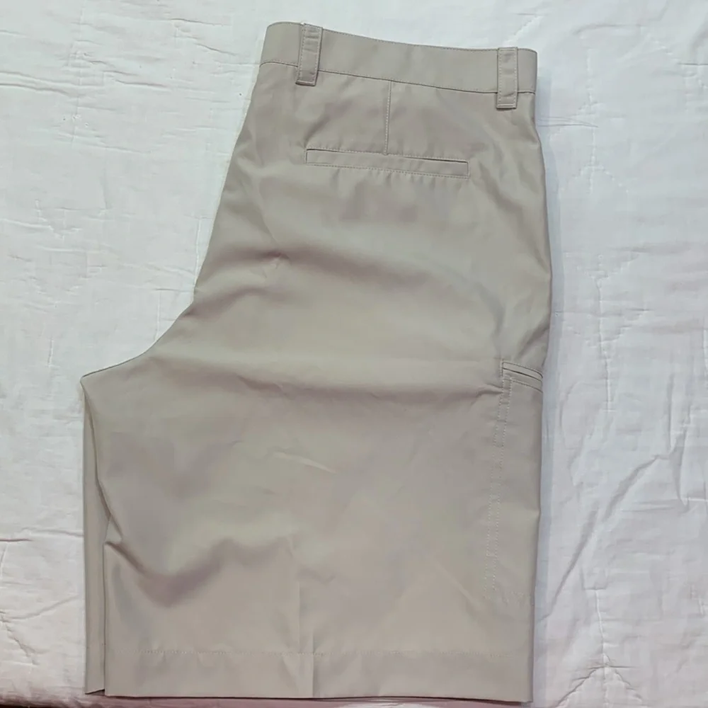 Callaway Men's Size 38 Beige Optimum Performance Flat Front Golf Shorts Tan